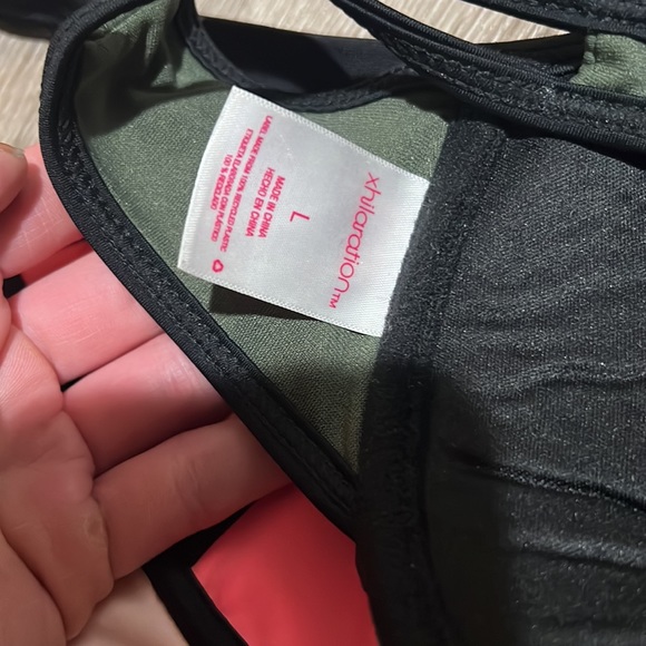 Colourblock Bikini Tops - Picture 3 of 3